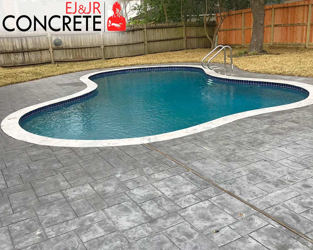 01 Concrete Pool Deck in Houston